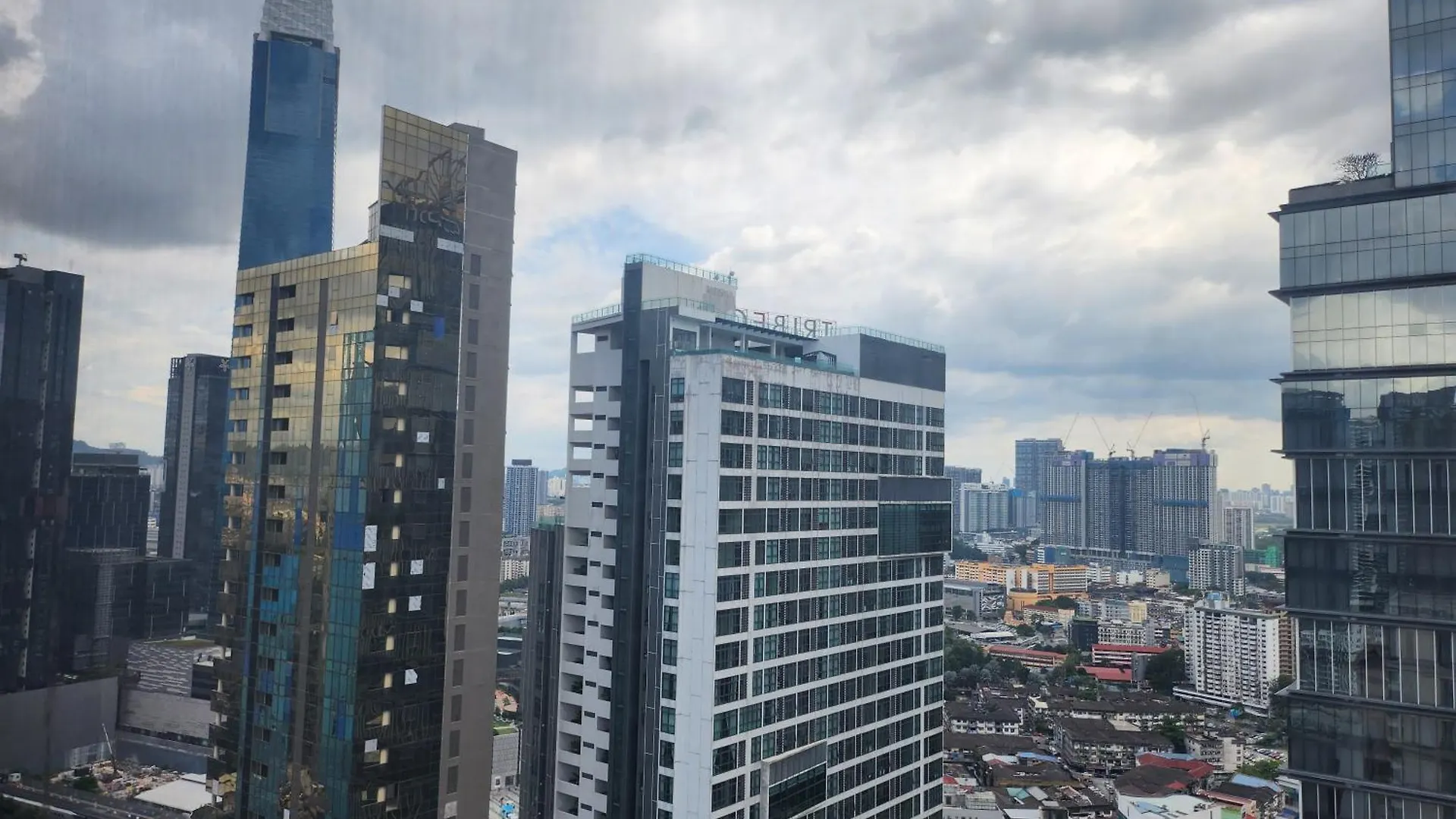 Dorsett Residence Sky Suites At Kuala Lumpur 0*,  Malaysia